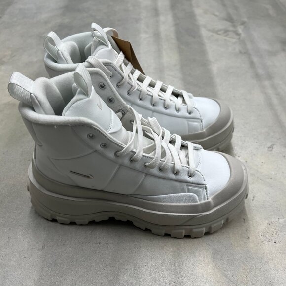 Nike Wmn's Blazer Roam Mid Summit White Light Bone FQ9065 100 - New with Defects - Picture 2 of 7